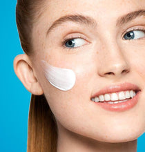 Load image into Gallery viewer, Clearing Defense SPF30
